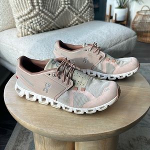 On Cloud Women’s Running Shoe - Pink/White